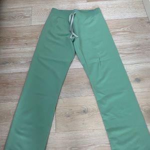 Figs Jade Livingston Pants Size small